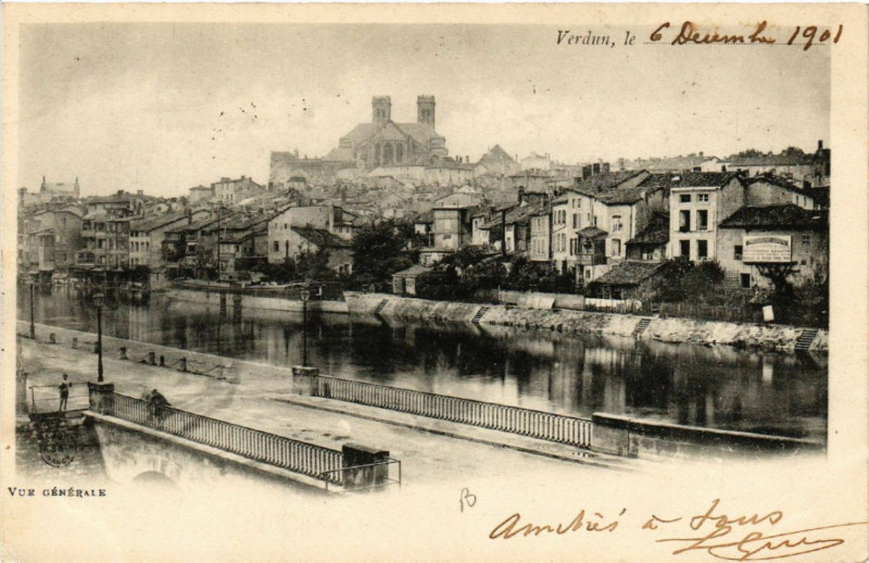 Carte postale ancienne Verdun - Vue générale à Verdun