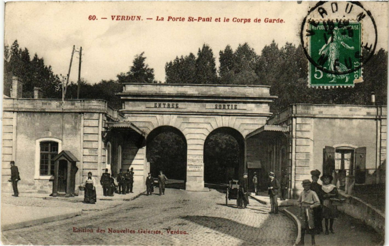 Carte postale ancienne Verdun - La Porte Saint-Paul et le Corps de Garde à Verdun