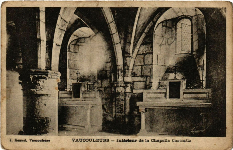 Carte postale ancienne Vaucouleurs - Intérieur de la Chapelle Castralle à Vaucouleurs