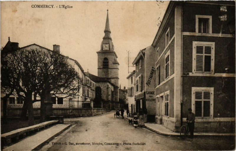 Carte postale ancienne Commercy - Eglise à Commercy