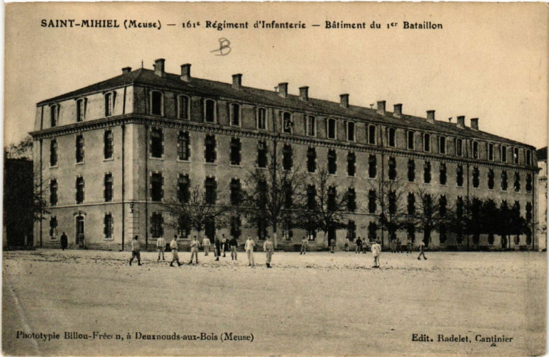 Carte postale ancienne Saint-Mihiel - 161e Regiment d'Infanterie à Saint-Mihiel