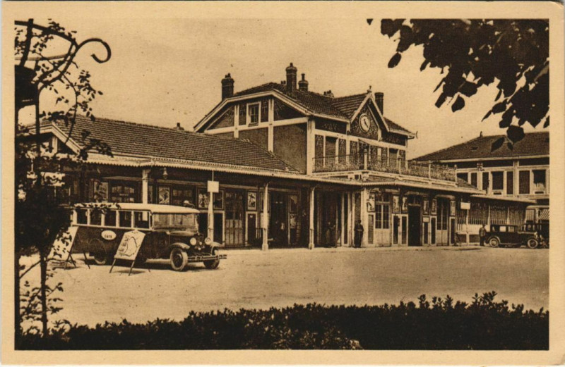 Carte postale ancienne Verdun Gare de l'Est à Verdun