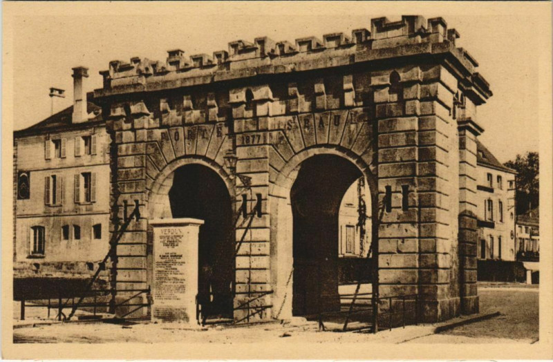 Carte postale ancienne Verdun Porte Saint-Paul à Verdun