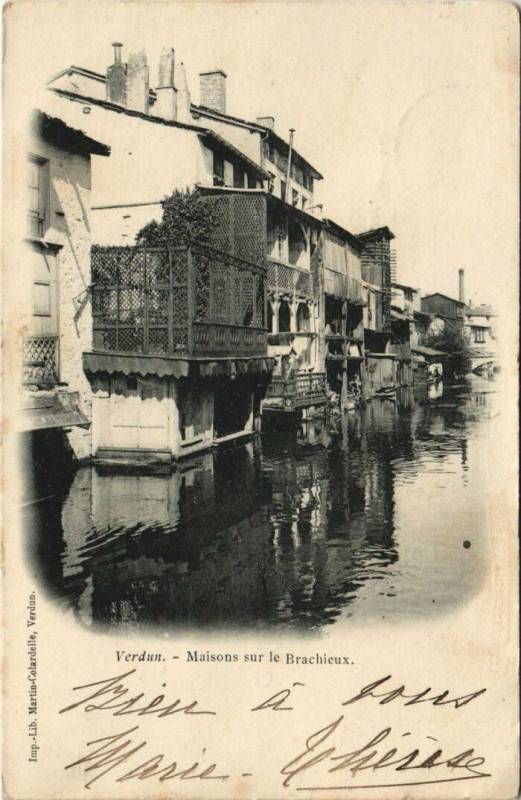 Carte postale ancienne Verdun Maison sur le Brachieux à Verdun