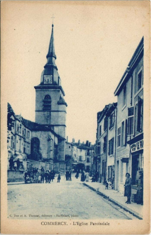 Carte postale ancienne Commercy L'Eglise Paroissiale à Commercy