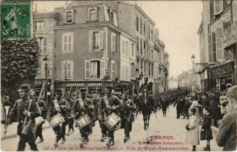 Carte postale ancienne Verdun La Chevert à Verdun