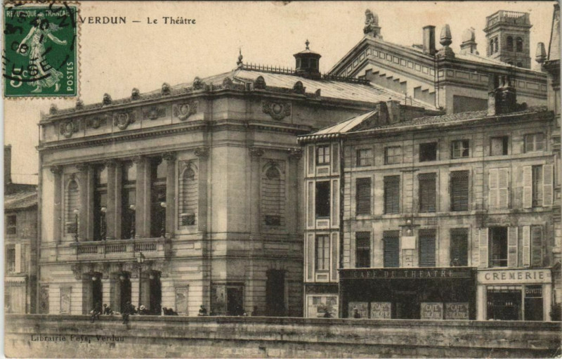 Carte postale ancienne Verdun Le Théatre à Verdun