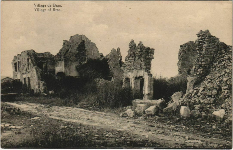 Carte postale ancienne Village de Bras