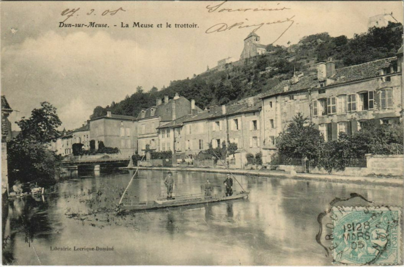 Carte postale ancienne Dun-sur-Meuse La Meuse à Dun-sur-Meuse