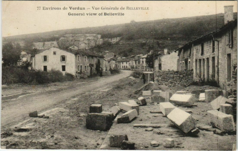 Carte postale ancienne Environs de Verdun - Vue generale de Belleville à Verdun