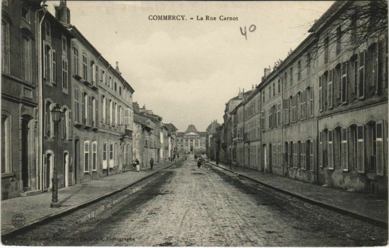 Carte postale ancienne Commercy La Rue Carnot à Commercy