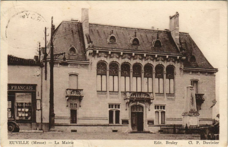 Carte postale ancienne Euville - La mairie à Euville