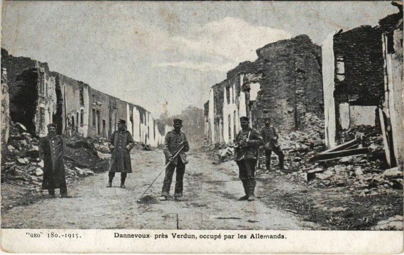 Carte postale ancienne Dannevoux pres verdun à Dannevoux