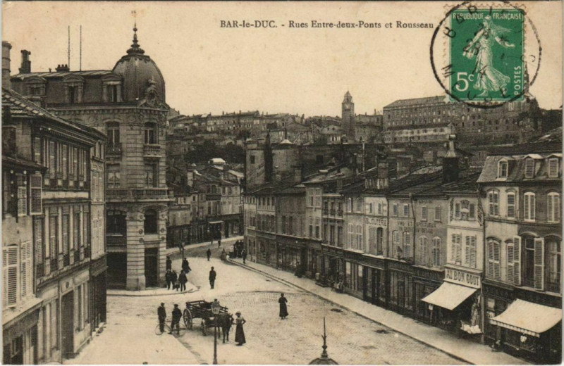 Carte postale ancienne Bar-le-Duc - Rues Entre deux Ponts et Rousseau à Bar-le-Duc