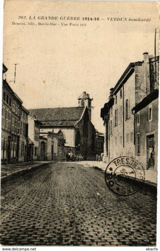 Carte postale ancienne Verdun Bombardé à Verdun