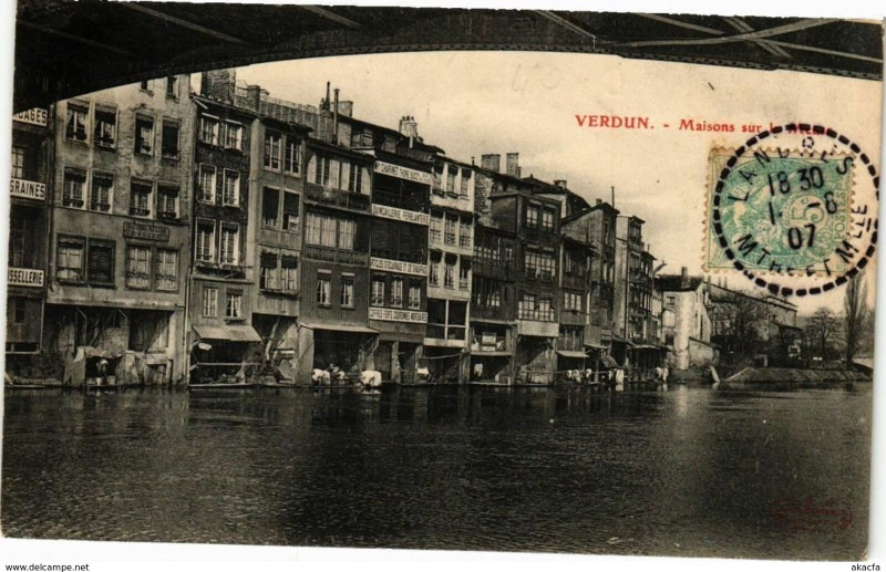 Carte postale ancienne Verdun - Maisons sur la Meur à Verdun