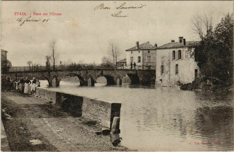 Carte postale ancienne Etain - Pont sur l'ornes à Étain