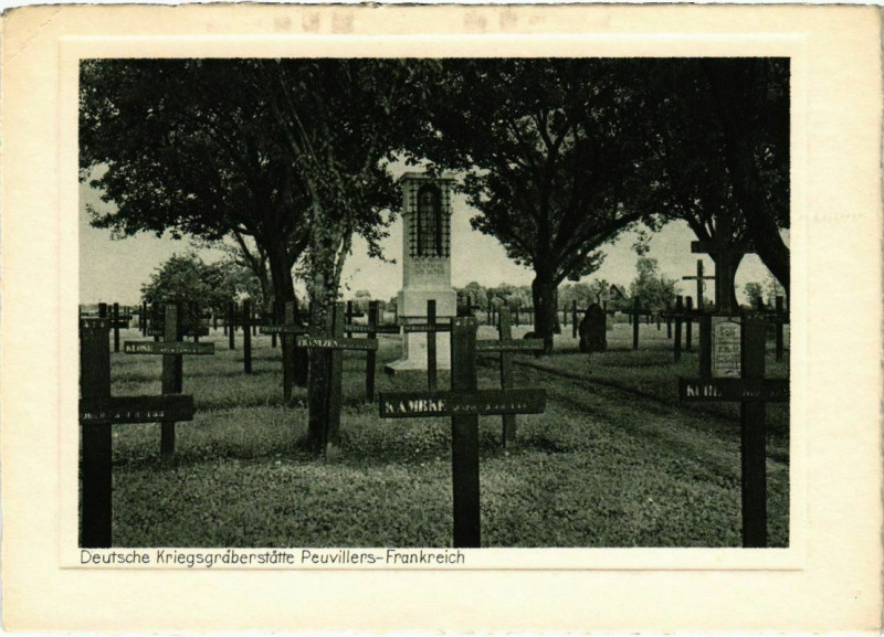 Carte postale ancienne Peuvillers - Cimetiere - Cemetery à Peuvillers