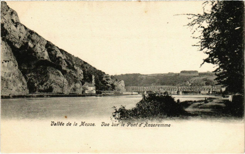 Carte postale ancienne Anseremme - Vue sur le Pont d'Anseremme - Vallee de la Meuse