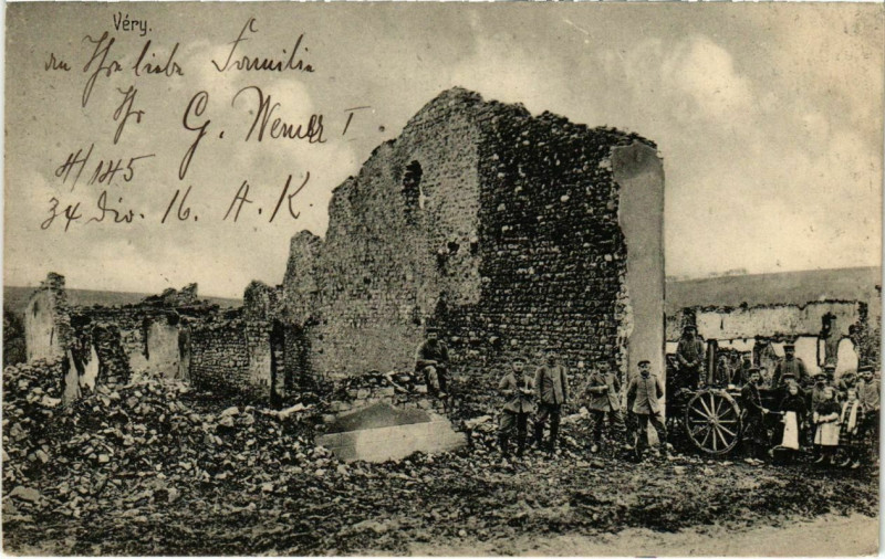 Carte postale ancienne Very - Village Scene - Soldiers - Ruines à Véry