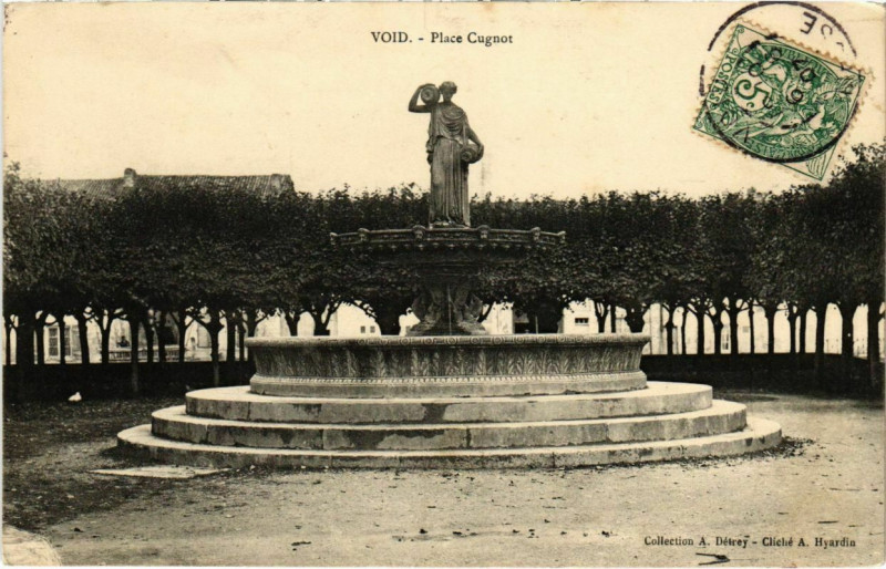 Carte postale ancienne Void - Place Cugnot