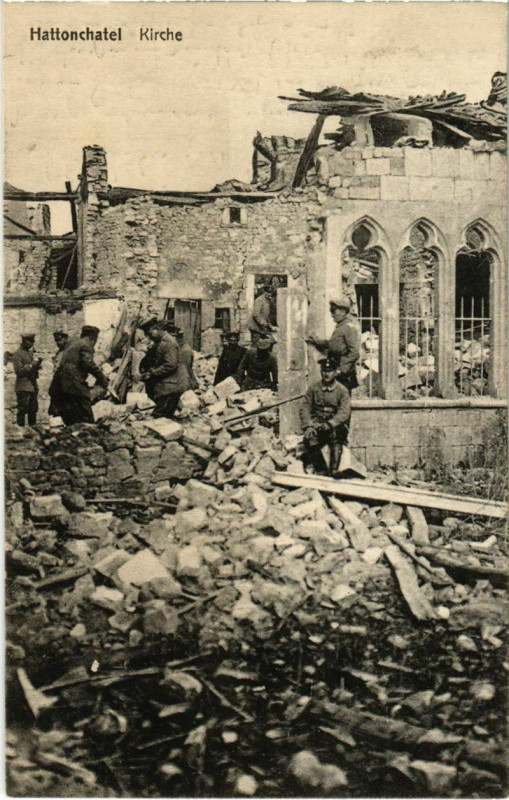 Carte postale ancienne Vigneulles-les-Hattonchatel - L'Eglise - Kirche - Ruines à Vigneulles-lès-Hattonchâtel