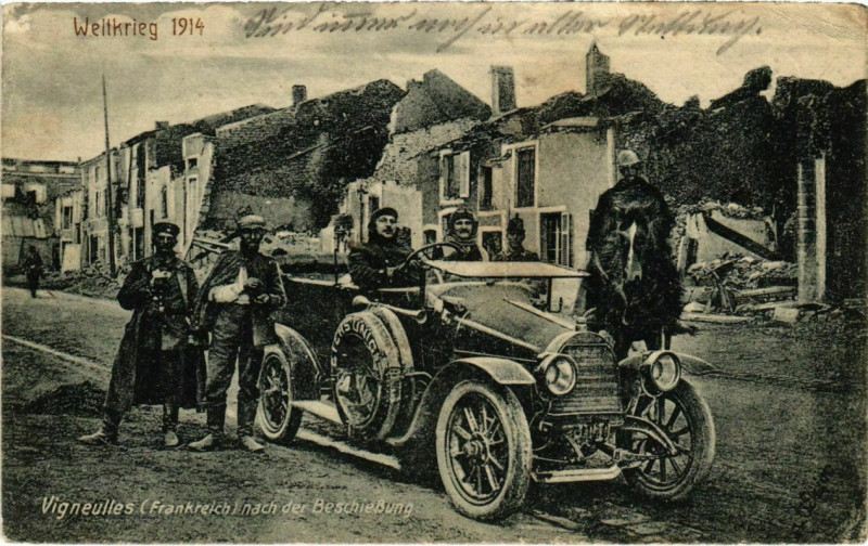 Carte postale ancienne Vigneulles-les-Hattonchatel nach der Beschiessung - Auto à Vigneulles-lès-Hattonchâtel