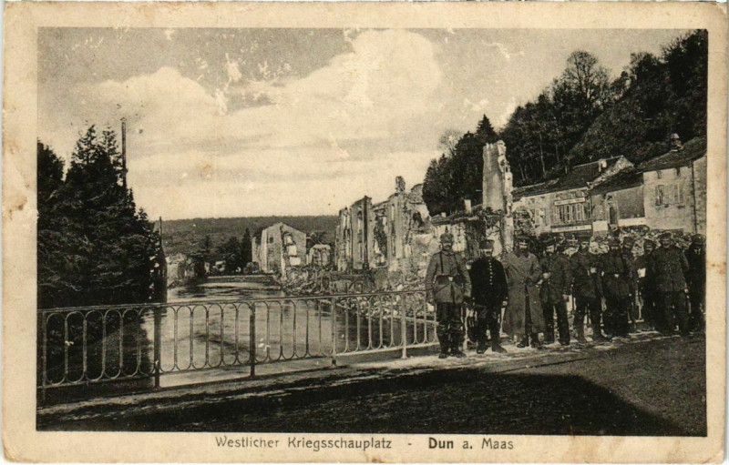 Carte postale ancienne Dun-sur-Meuse - Dun an der Maas - Town Scene - Ruines à Dun-sur-Meuse