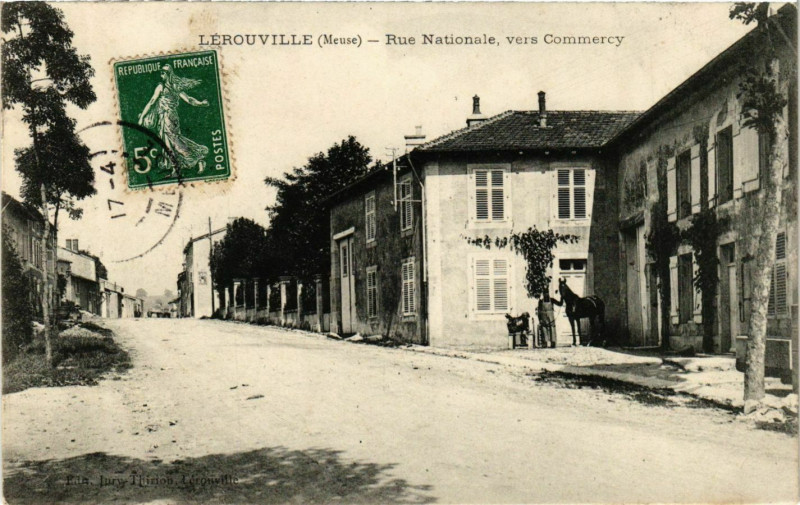 Carte postale ancienne Lerouville Rue Nationale vers Commercy à Lérouville