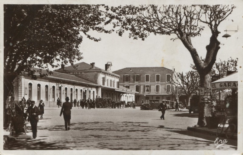 Carte postale ancienne La Gare à Alès