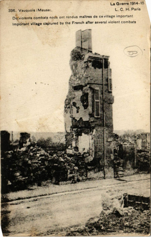 Carte postale ancienne Vauquois - La Guerre 1914-15 - De violents combats nous ont rendus à Vauquois