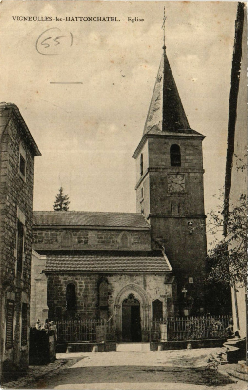 Carte postale ancienne Vigneulles-les-Hattonchatel - Eglise à Vigneulles-lès-Hattonchâtel