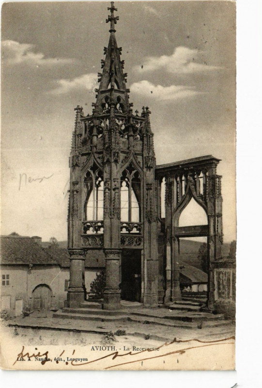 Carte postale ancienne Avioth - La Recevresse à Avioth