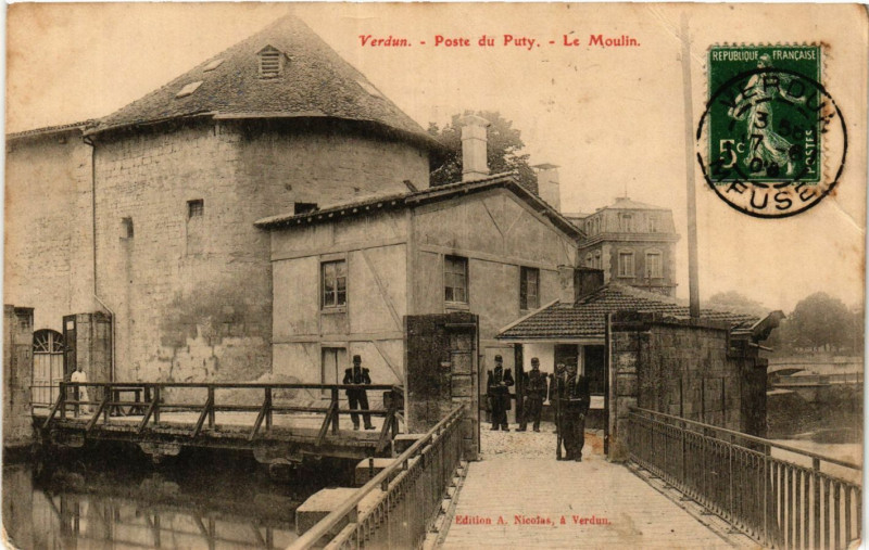 Carte postale ancienne Verdun - Poste du Puty - Le Moulin à Verdun