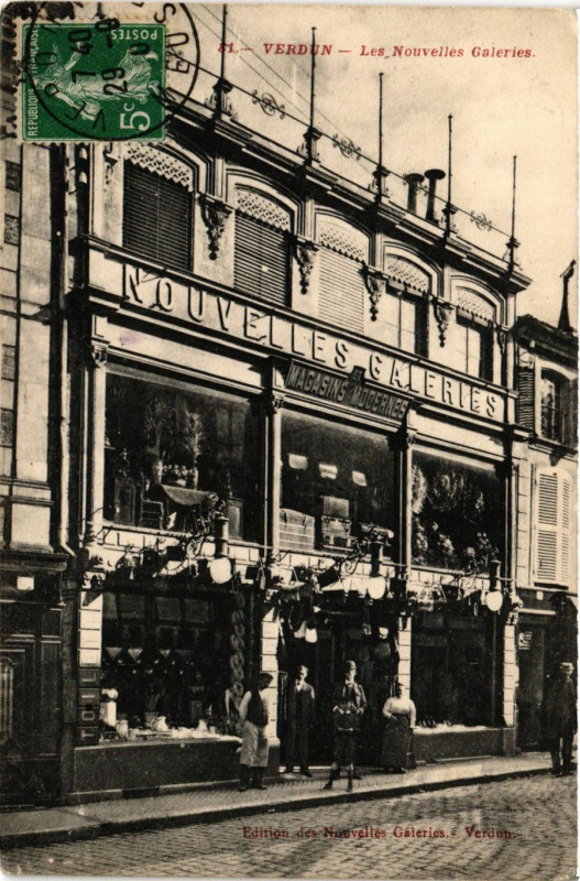 Carte postale ancienne Verdun - Les Nouvelles Galeries à Verdun