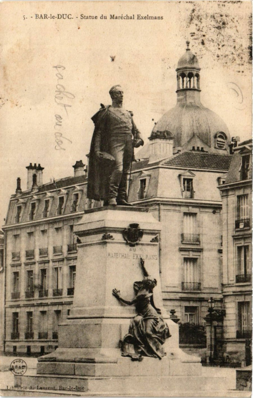 Carte postale ancienne Bar-le-Duc - Statue du Marechal Exelmans à Bar-le-Duc