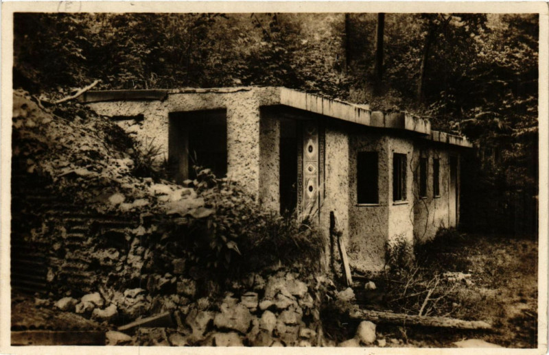 Carte postale ancienne Abri du Kronprinz dans le bois de la Grurie