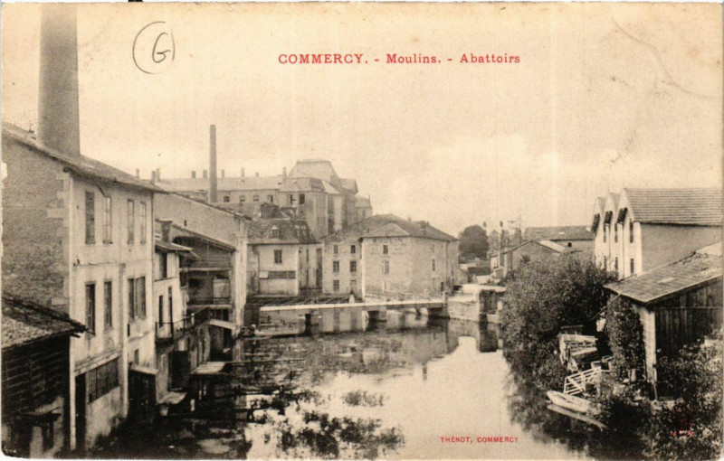 Carte postale ancienne Commercy - Moulins - Abattoirs à Commercy