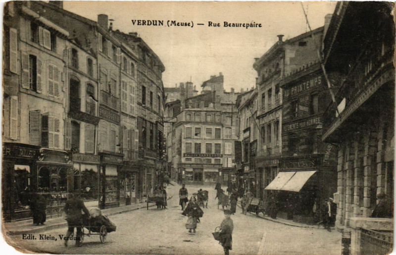 Carte postale ancienne Verdun (Meuse) - Rue Beaurepaire à Verdun