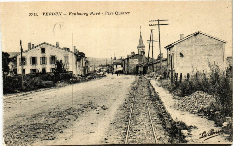 Carte postale ancienne Verdun - Faubourg Pavé -Pavé Quarter à Verdun