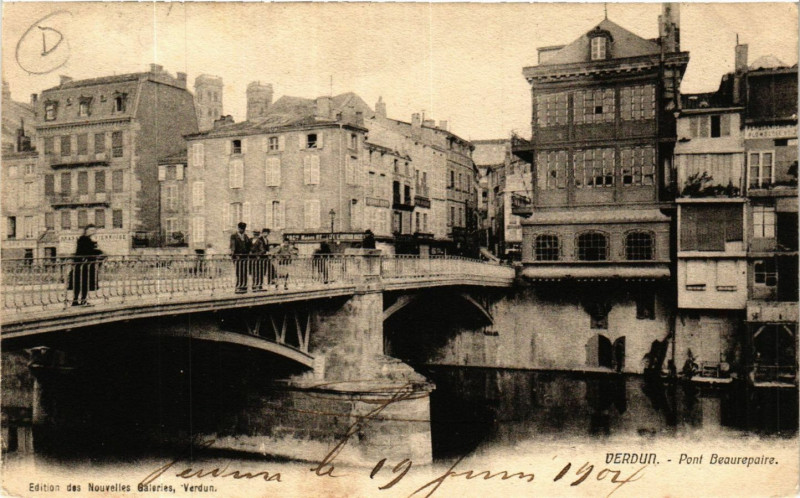 Carte postale ancienne Verdun - Pont Beaurepaire à Verdun