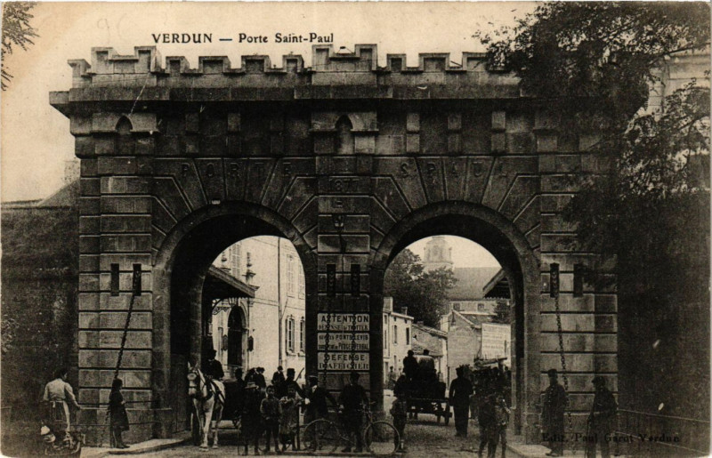 Carte postale ancienne Verdun - Porte Saint-Paul à Verdun