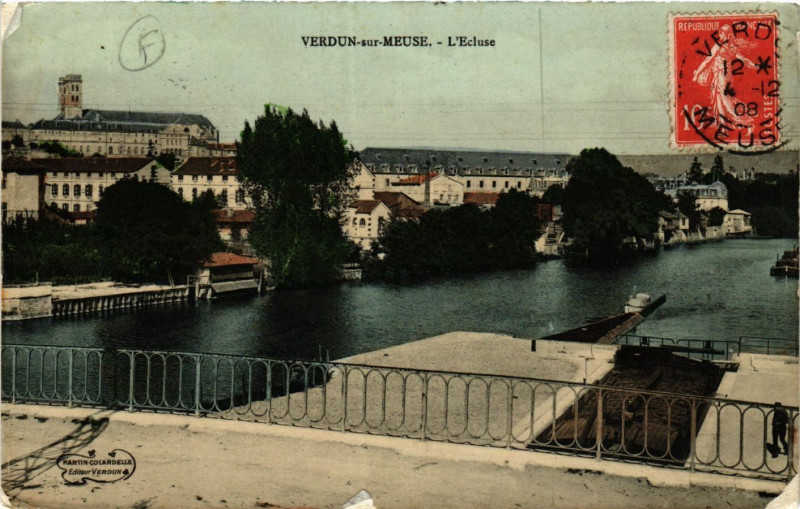Carte postale ancienne Verdun- sur-Meuse - L'Ecluse à Verdun