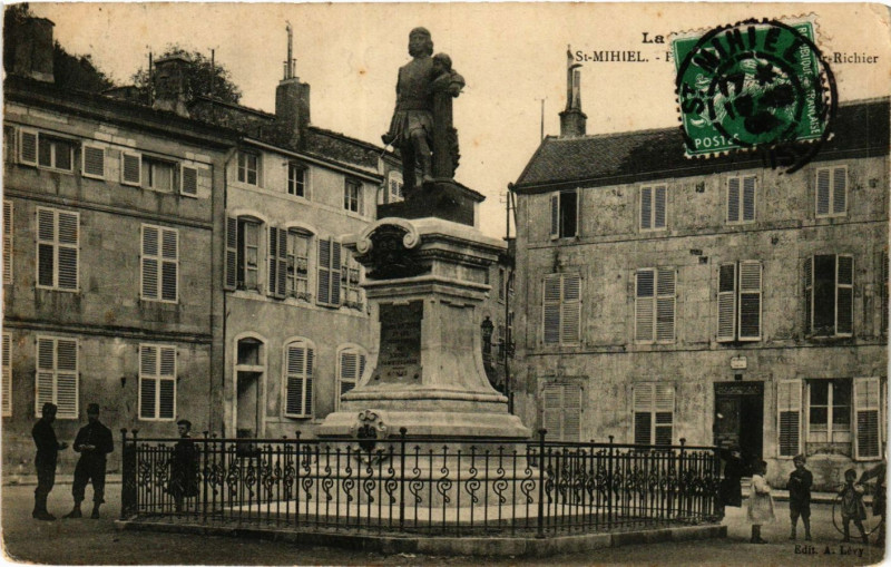 Carte postale ancienne Saint-Mihiel ...  - Richier à Saint-Mihiel