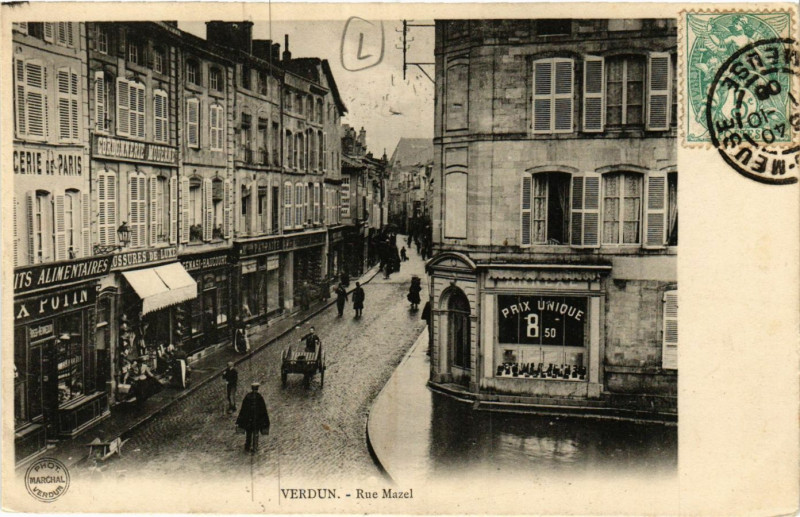 Carte postale ancienne Verdun - Rue Mazel à Verdun