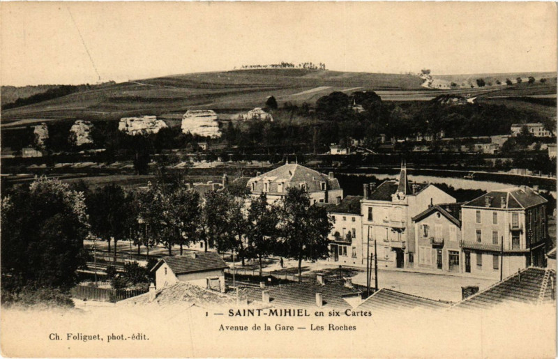 Carte postale ancienne Saint-Mihiel en six Cartes Avenue de la Gare - Les Roches à Saint-Mihiel