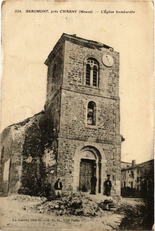 Carte postale ancienne Beaumont, pres Charny - L'Eglise bombarde
