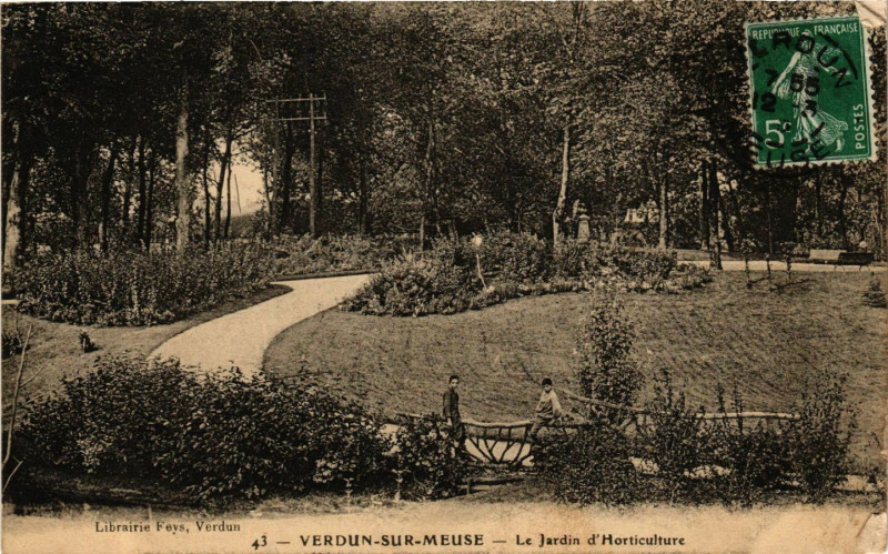 Carte postale ancienne Verdun - Le Jardin d'Morticulture à Verdun