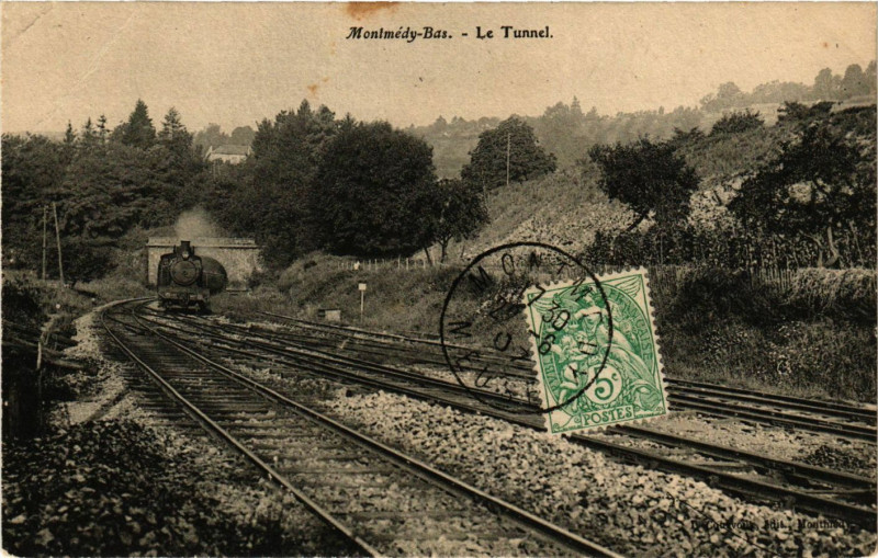Carte postale ancienne Montmedy-Bas - Le Tunnel à Montmédy