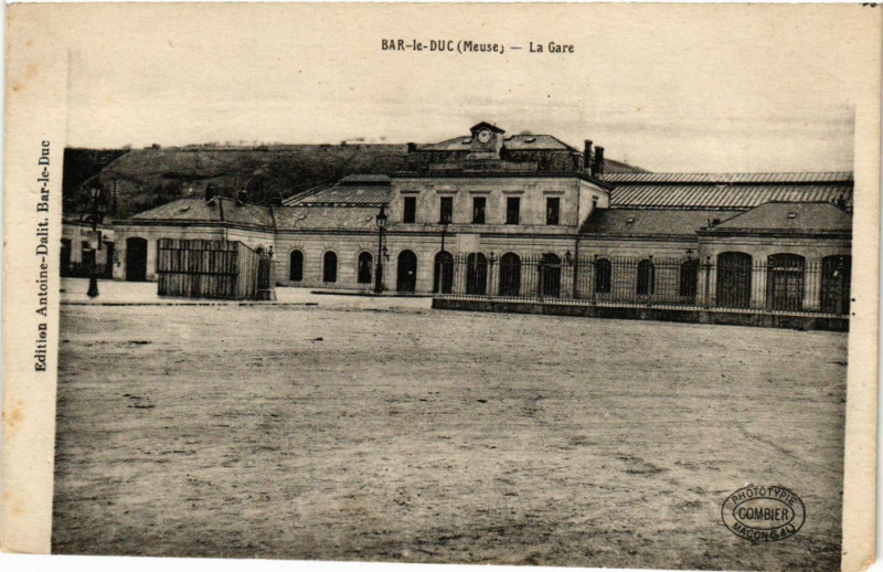 Carte postale ancienne Bar-le-Duc - La Gare à Bar-le-Duc